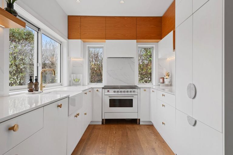 Photo of property in 67 Wairakei Road, Bryndwr, Christchurch, 8052