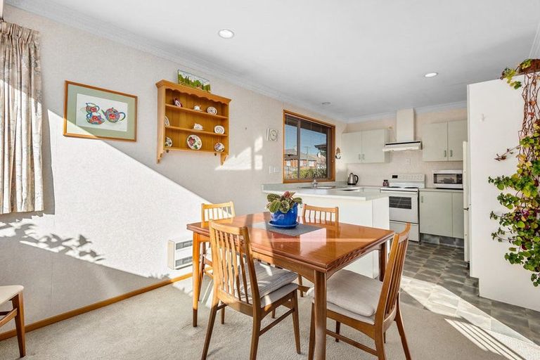 Photo of property in 34 Burgess Street, Green Island, Dunedin, 9018