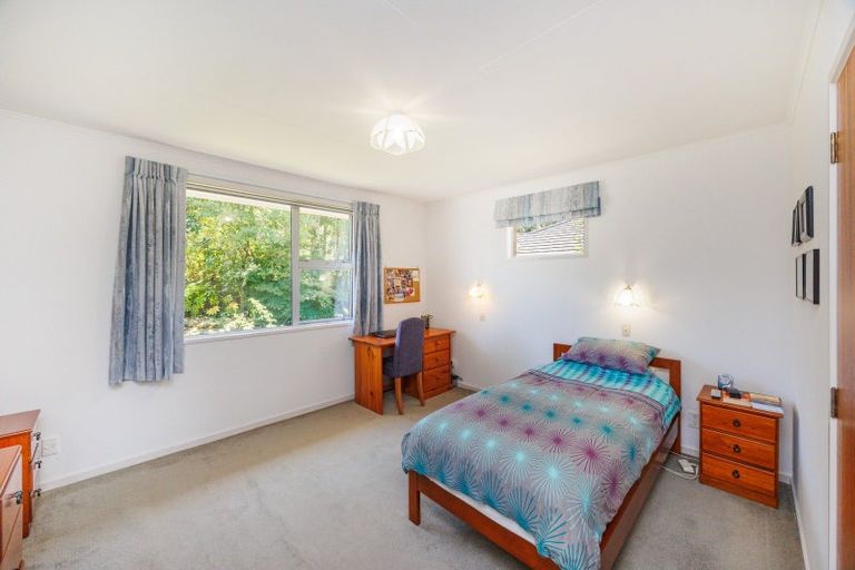 Photo of property in 3 Ruamahanga Crescent, Terrace End, Palmerston North, 4410