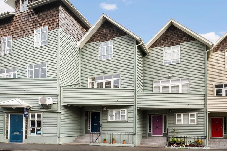 Photo of property in 3 Murphy Street, Thorndon, Wellington, 6011