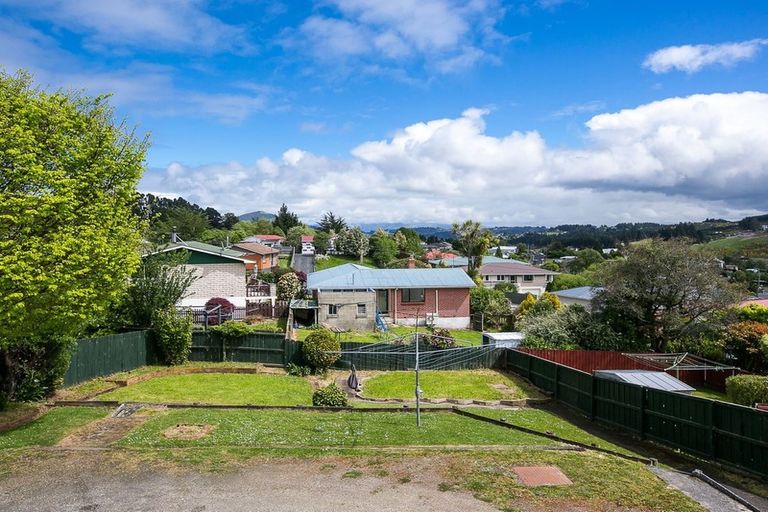 Photo of property in 12 Bell Crescent, Concord, Dunedin, 9018