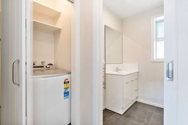 Photo of property in 53 Manor Place, Dunedin Central, Dunedin, 9016