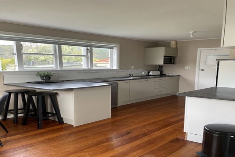 Photo of property in 274 Naenae Road, Naenae, Lower Hutt, 5011