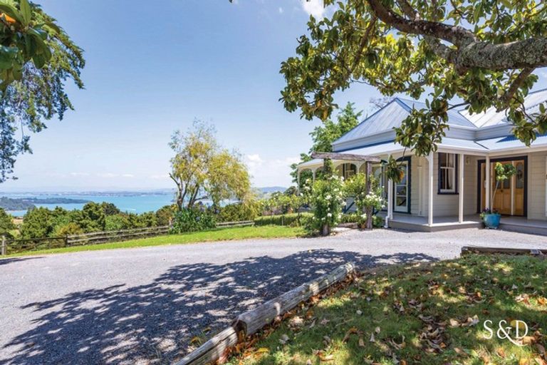 Photo of property in 73 Owhiwa Road, Parua Bay, Onerahi, 0192