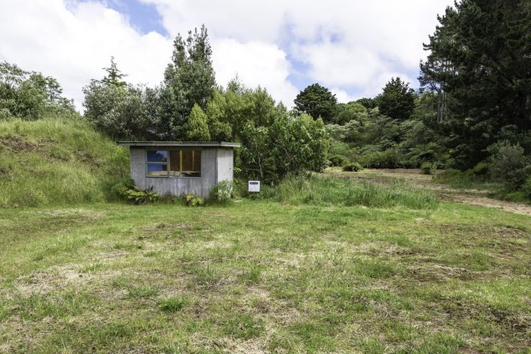 Photo of property in 325 Kaipi Road, Hillsborough, New Plymouth, 4372