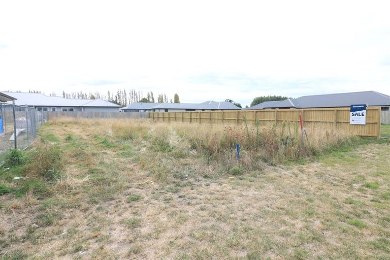 Photo of property in 11 Salkeld Place, Woodend, 7610