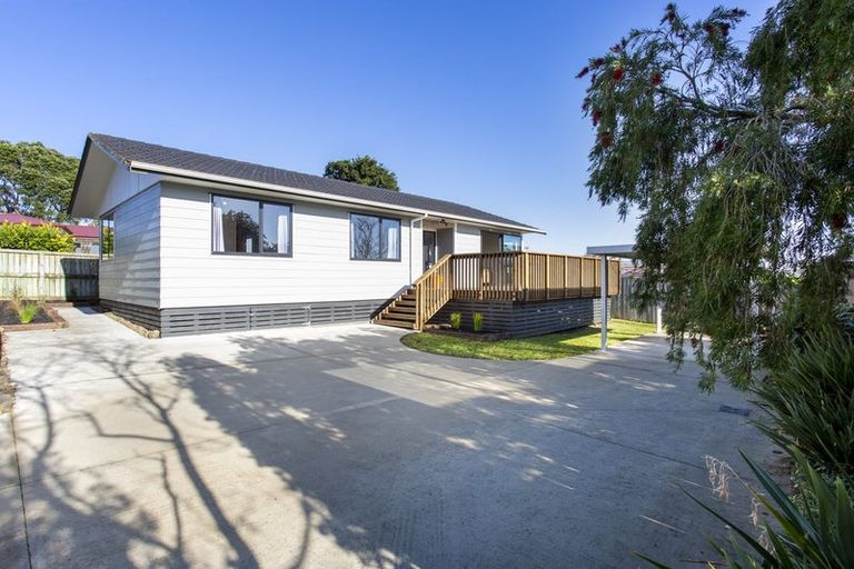 Photo of property in 18a Booth Crescent, Tuakau, 2121