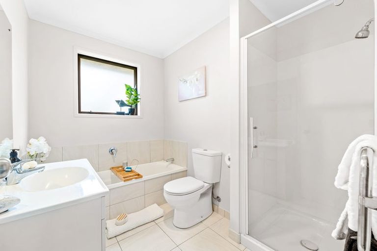 Photo of property in 21h Bonita Avenue, Stanmore Bay, Whangaparaoa, 0932