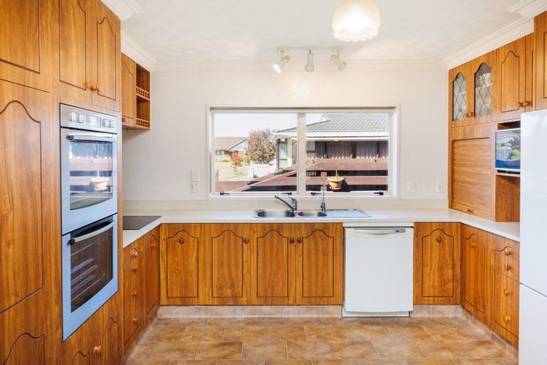 Photo of property in 4 Tui Mill Grove, Feilding, 4702