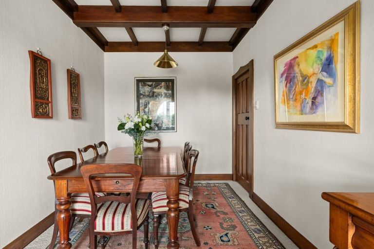 Photo of property in 35 Greenwood Road, Havelock North, 4130