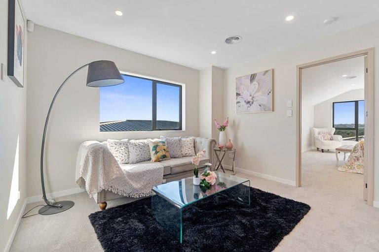 Photo of property in 14 Glann Lane, Flat Bush, 2019