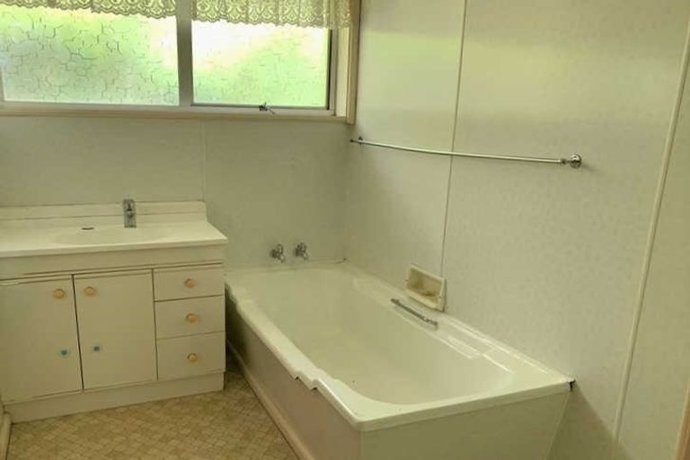 Photo of property in 6 Glenside Avenue, Ilam, Christchurch, 8041