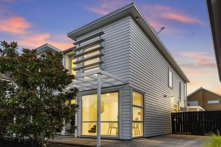 Photo of property in 8 Lester Street, Hobsonville, Auckland, 0616