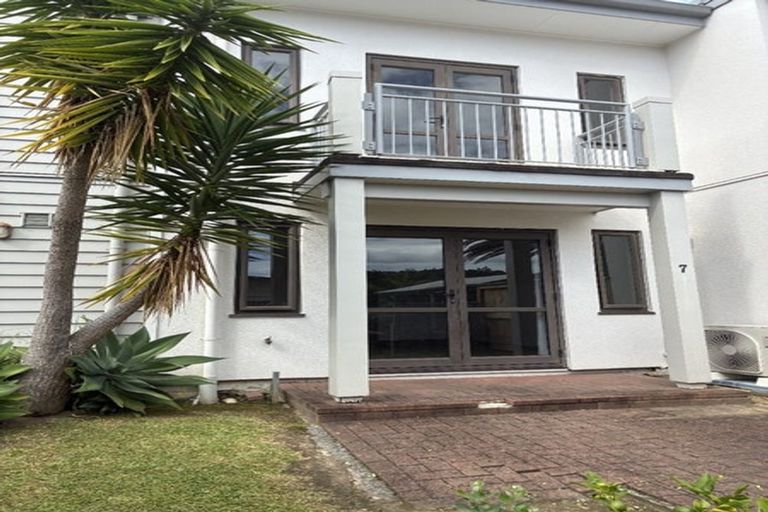 Photo of property in The Grange, 7/92 Bush Road, Albany, Auckland, 0632