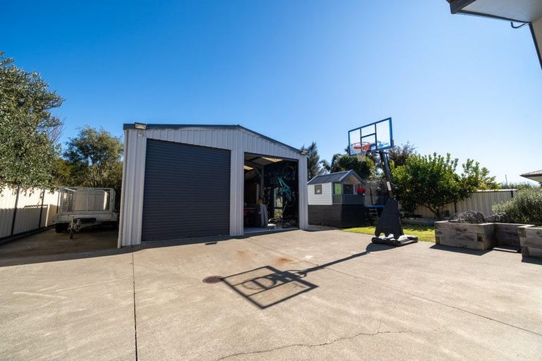 Photo of property in 17 Napier Street, Jervoistown, Napier, 4112