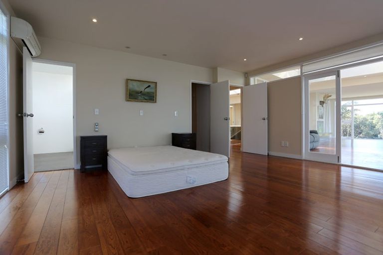 Photo of property in 77 Cliff Road, Torbay, Auckland, 0630