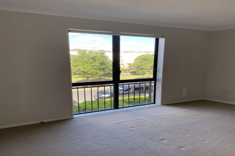 Photo of property in 51 Bluegrey Avenue, Stonefields, Auckland, 1072