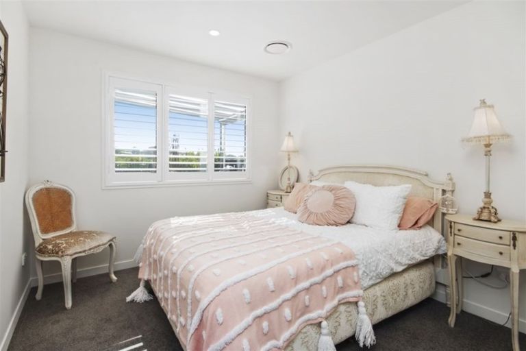 Photo of property in 15 Knoll Rise, Pukekohe, 2120