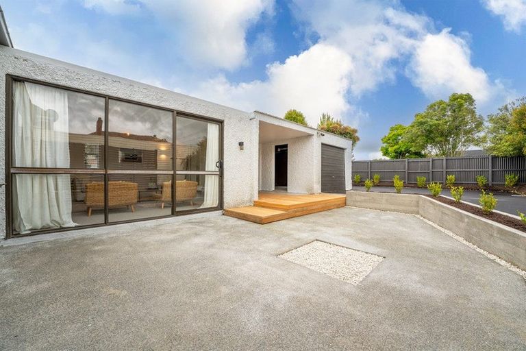 Photo of property in 82 Avenue Road, West End, Timaru, 7910