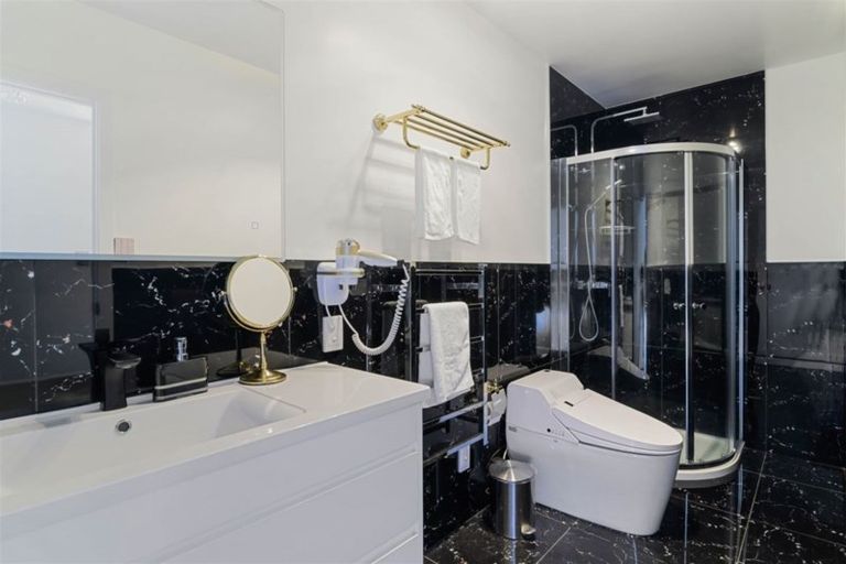 Photo of property in 177 Kawaha Point Road, Kawaha Point, Rotorua, 3010