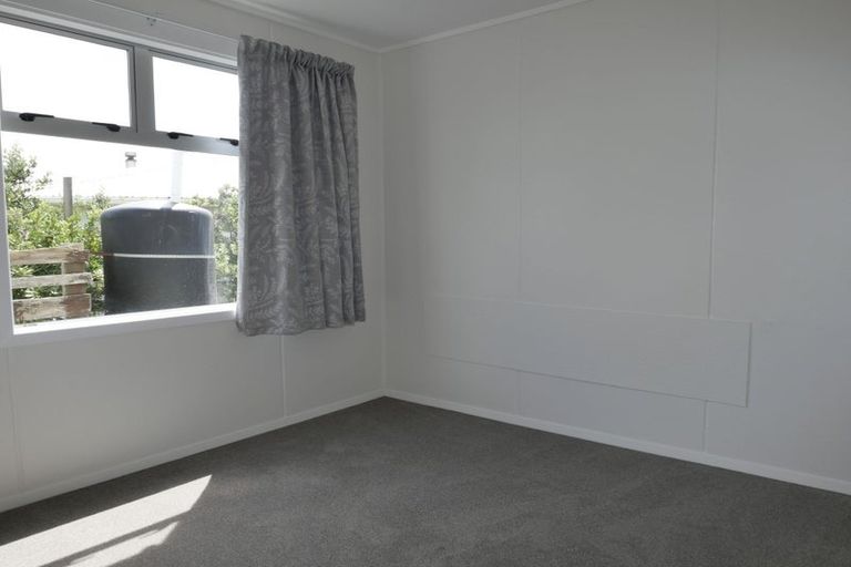 Photo of property in 7 Kent Avenue, Waitarere Beach, Levin, 5510