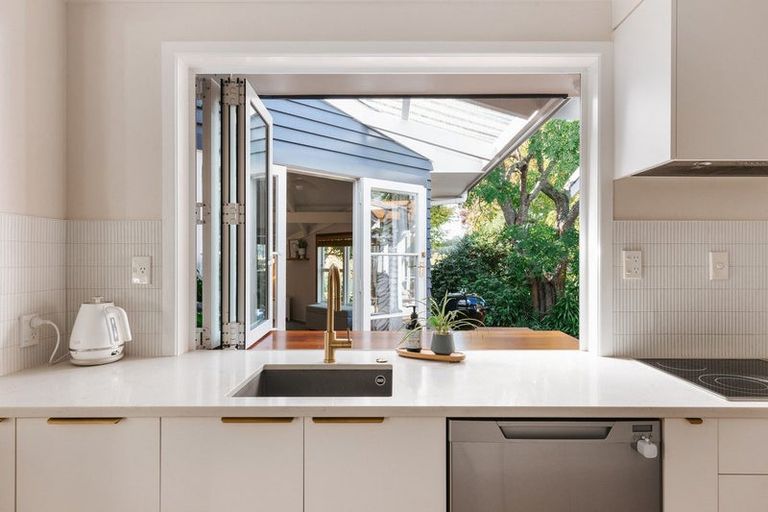 Photo of property in 77 Churchill Road, Judea, Tauranga, 3110