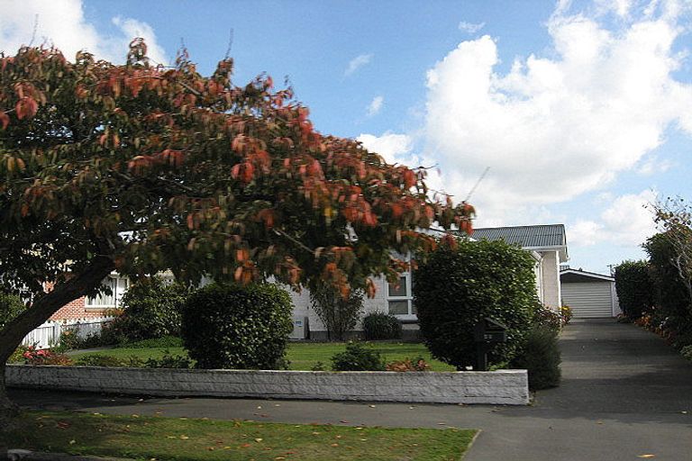 Photo of property in 45 Carruthers Street, Ilam, Christchurch, 8041