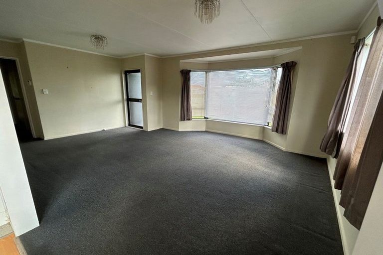 Photo of property in 82a Shifnal Drive, Randwick Park, Auckland, 2105