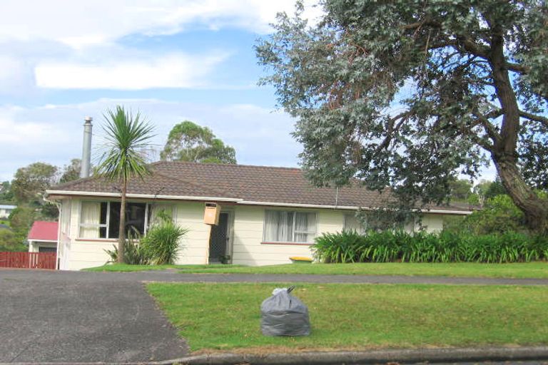 Photo of property in 36 Roick Parade, Glen Eden, Auckland, 0602
