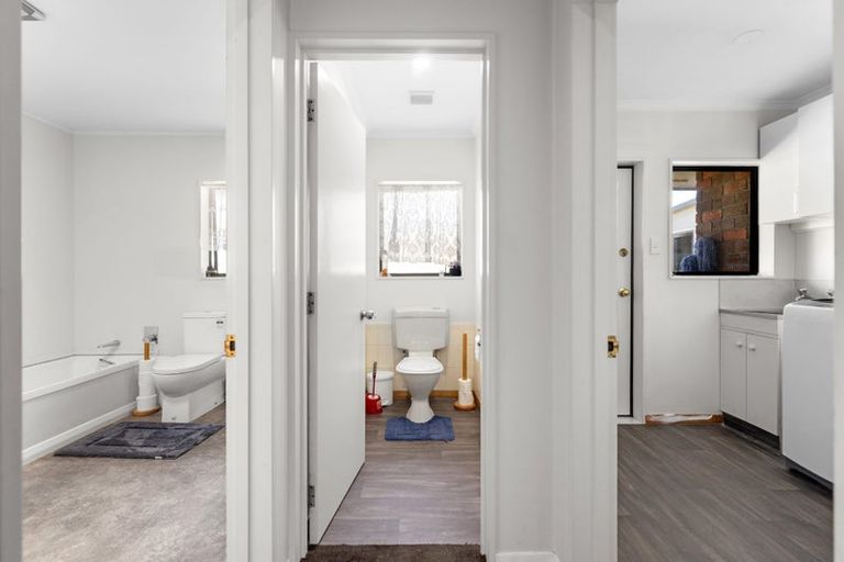 Photo of property in 127 James Line, Kelvin Grove, Palmerston North, 4414