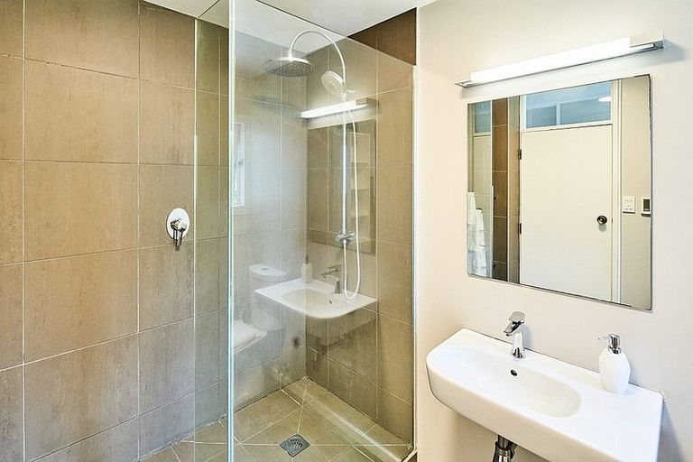 Photo of property in Manston Apartments, 3a/145 Ohiro Road, Brooklyn, Wellington, 6021