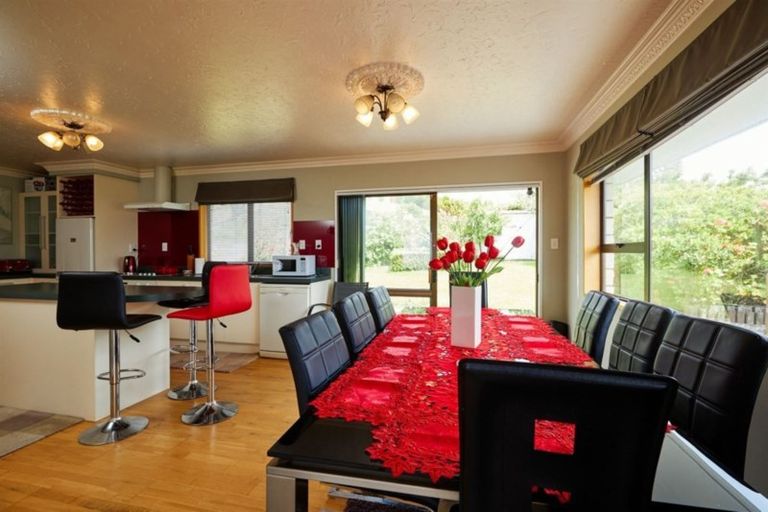 Photo of property in 72 Churchill Street, Kaikoura, 7300