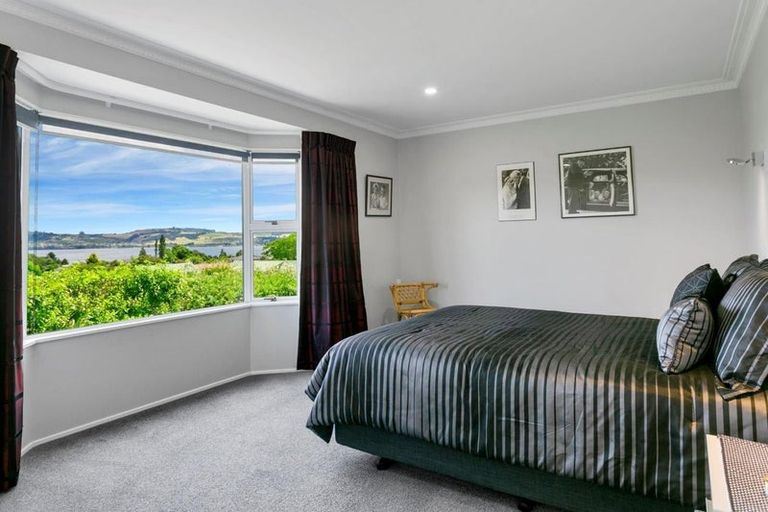 Photo of property in 2 Golders Place, Richmond Heights, Taupo, 3330