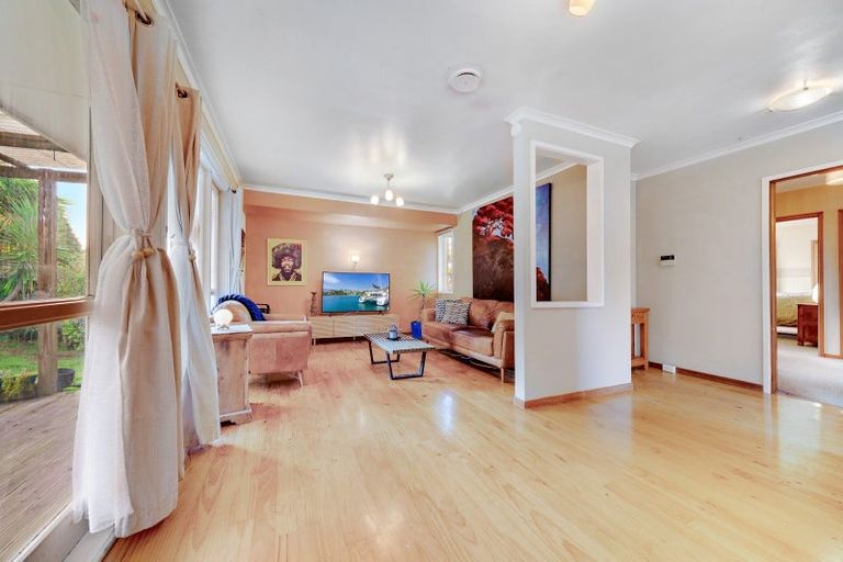 Photo of property in 5 Miro Place, Waiuku, 2123