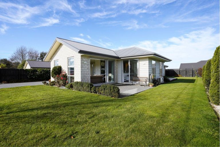 Photo of property in 65 Kippenberger Avenue, Rangiora, 7400