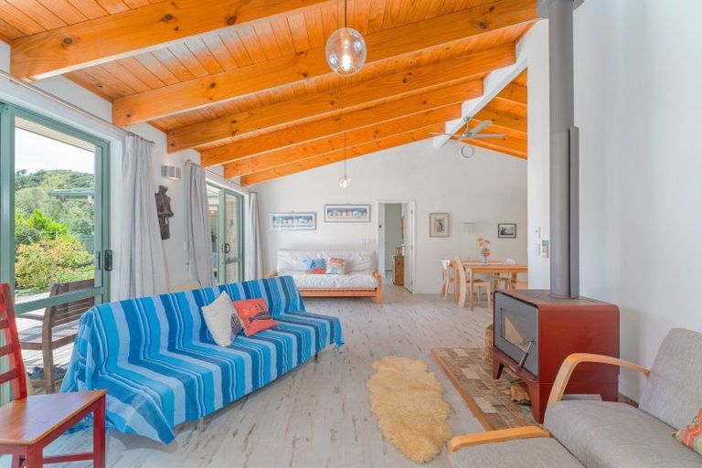 Photo of property in 18 Pumpkin Flat Road, Kuaotunu, Whitianga, 3592