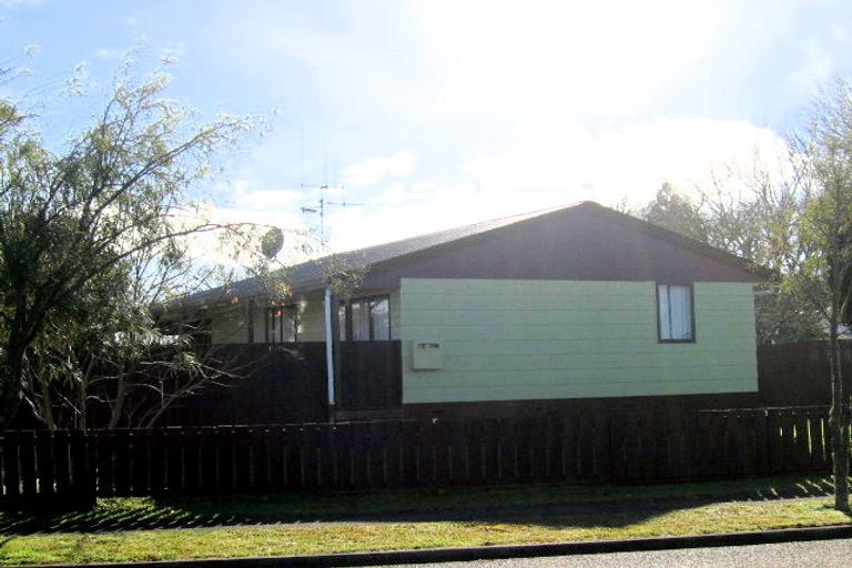 Photo of property in 12 Karen Crescent, Dinsdale, Hamilton, 3204