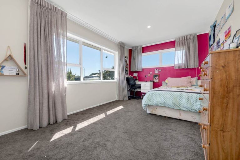 Photo of property in 13 Russell Avenue, Pukekohe, 2120