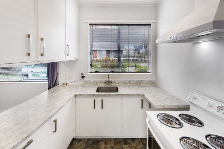 Photo of property in 2/3 Buckley Street, Alicetown, Lower Hutt, 5010