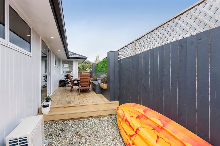 Photo of property in 6 Ahi Kaa Lane, Snells Beach, 0920