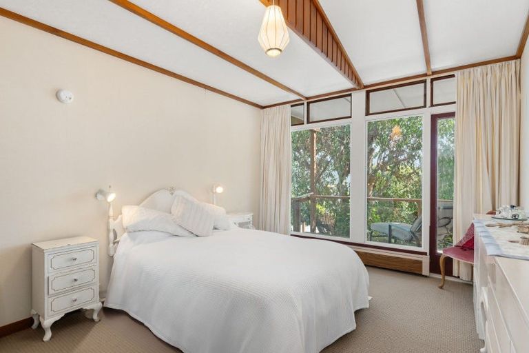 Photo of property in 4 Michael Avenue, Mount Pleasant, Christchurch, 8081