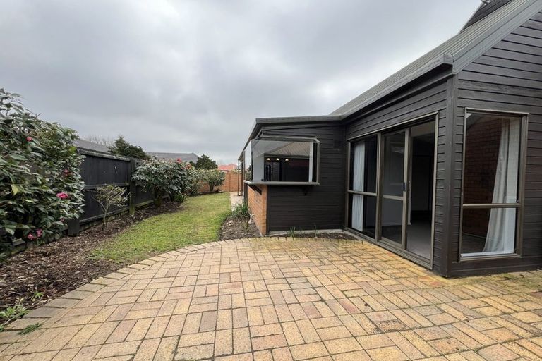 Photo of property in 14a Cricklewood Place, Avonhead, Christchurch, 8042