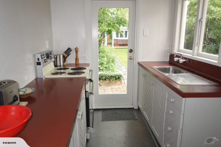 Photo of property in 83 Abberley Crescent, St Albans, Christchurch, 8014