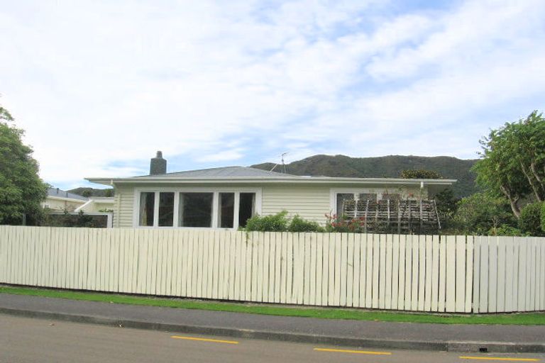 Photo of property in 10 Junction Street, Fairfield, Lower Hutt, 5011