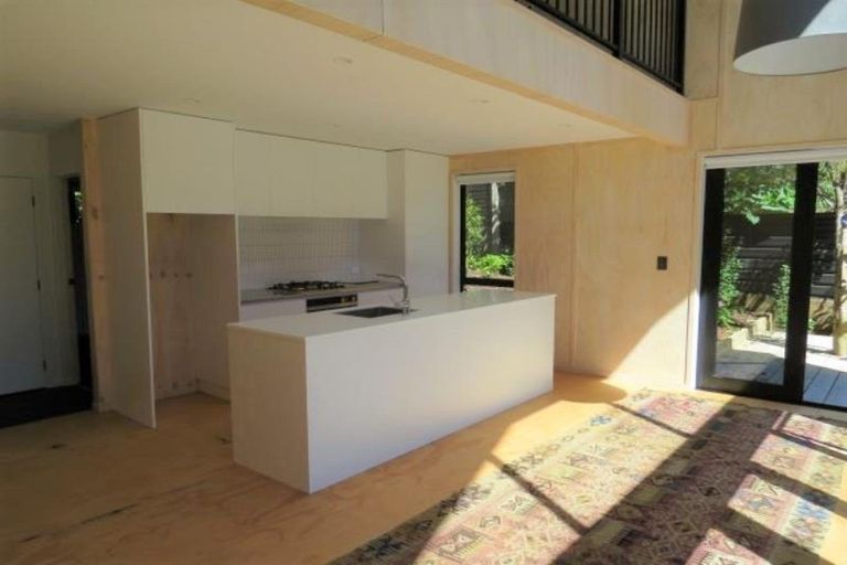 Photo of property in 16 Peace Avenue, Moturoa, New Plymouth, 4310