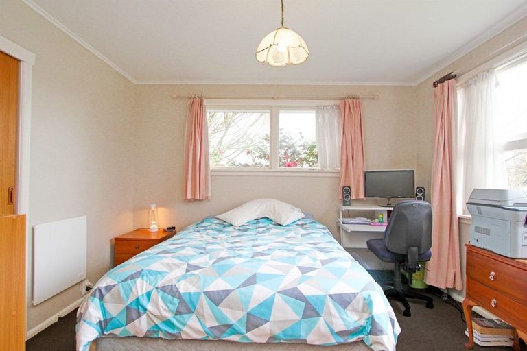 Photo of property in 65 Parkstone Avenue, Ilam, Christchurch, 8041