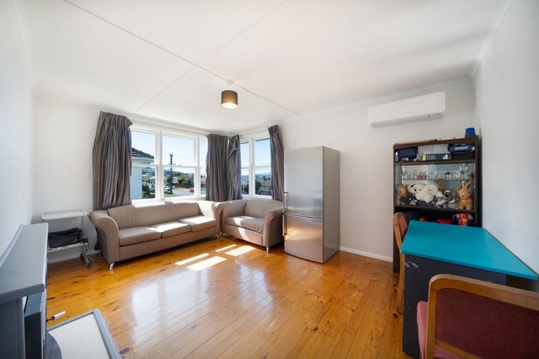 Photo of property in 35 Kotuku Street, Elsdon, Porirua, 5022
