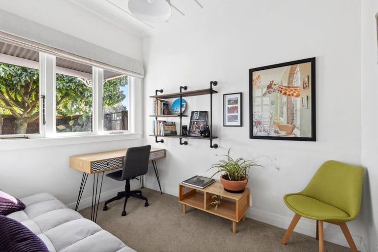 Photo of property in 109 Shakespeare Street, Leamington, Cambridge, 3432