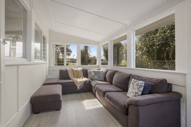 Photo of property in 31 Athenree Road, Athenree, Katikati, 3177