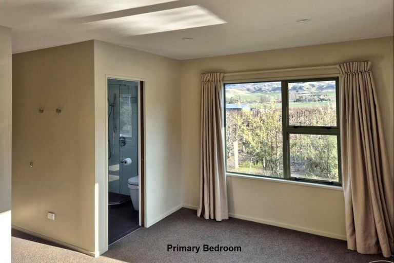 Photo of property in 14 Pearson Road, Cromwell, 9384